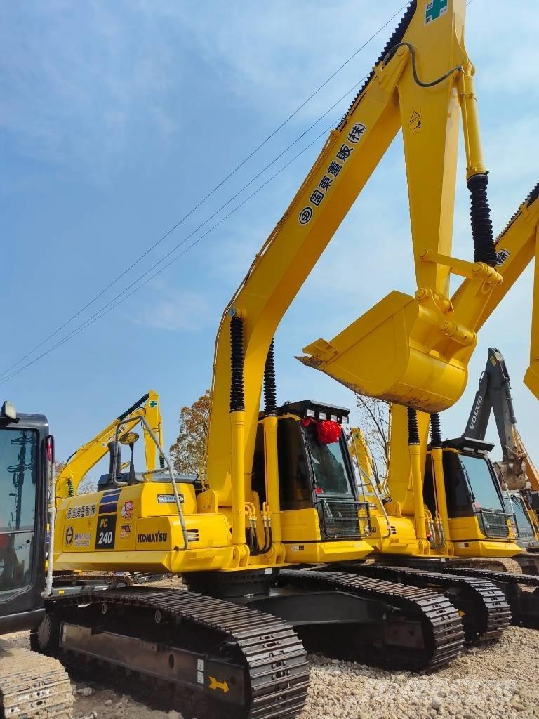 Komatsu PC 240 LC-8 Crawler excavators