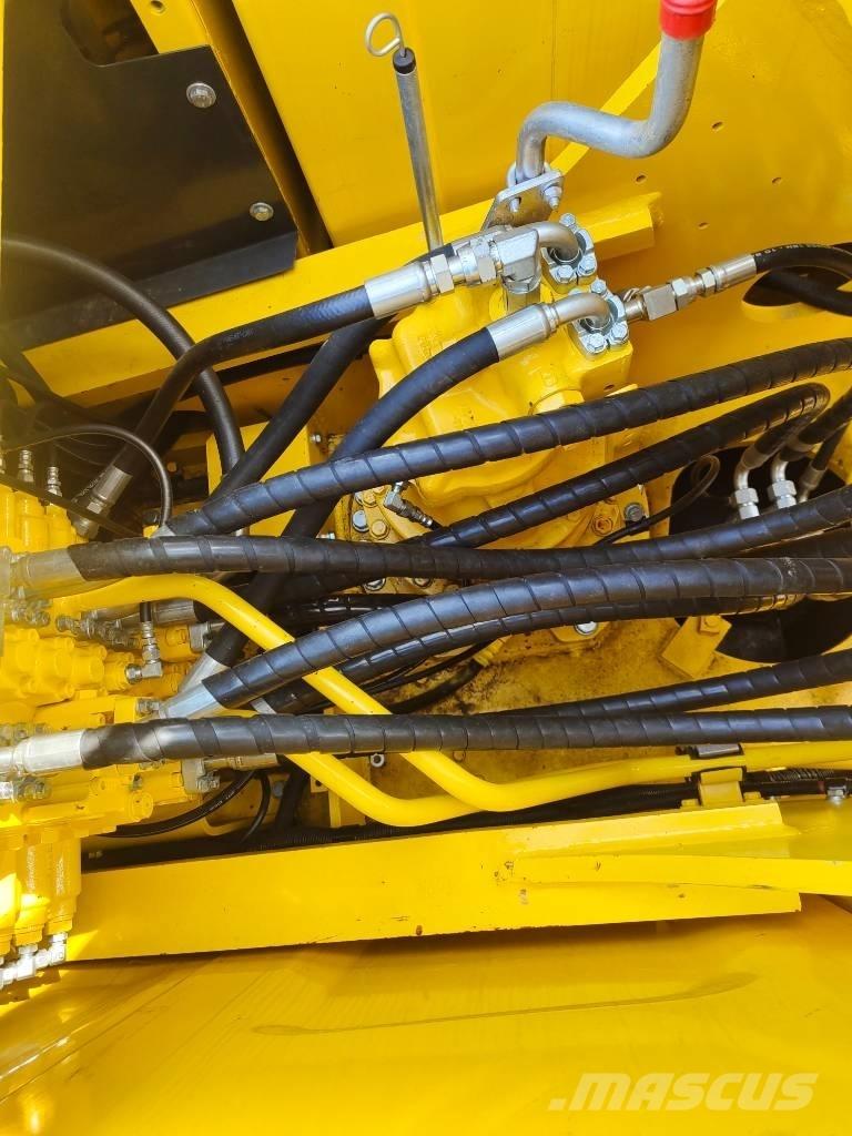 Komatsu PC 240 LC-8 Crawler excavators