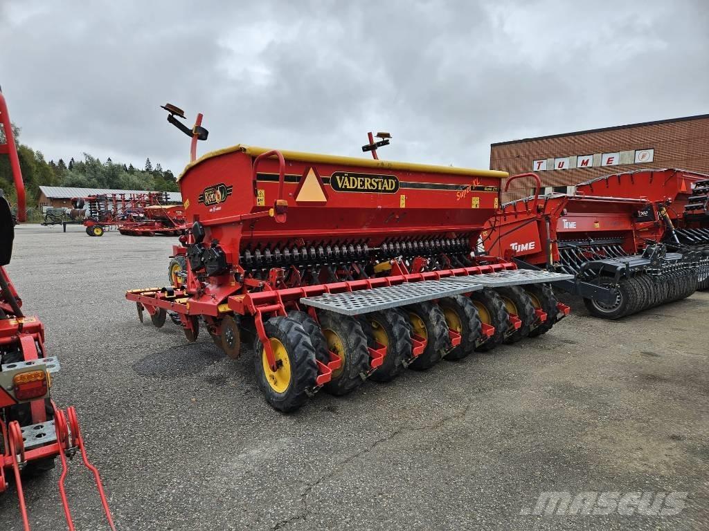 Väderstad Rapid 400 Combination drills