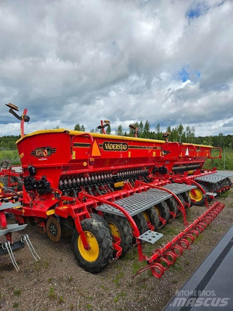 Väderstad Rapid 400C Combination drills