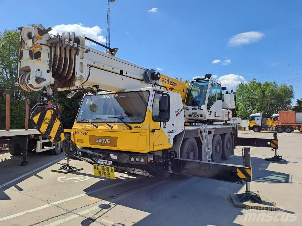 Grove GMK 3060 All terrain cranes
