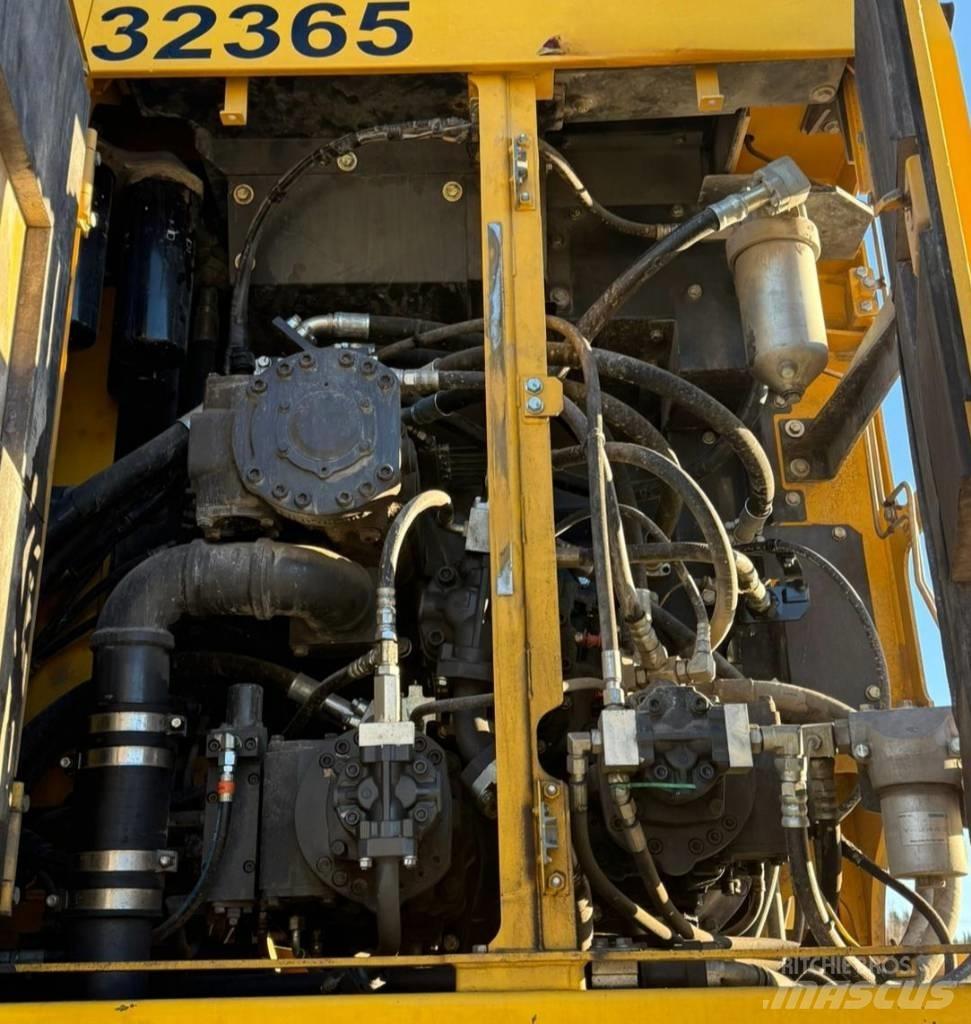 Komatsu PC 1250 -11EO Crawler excavators