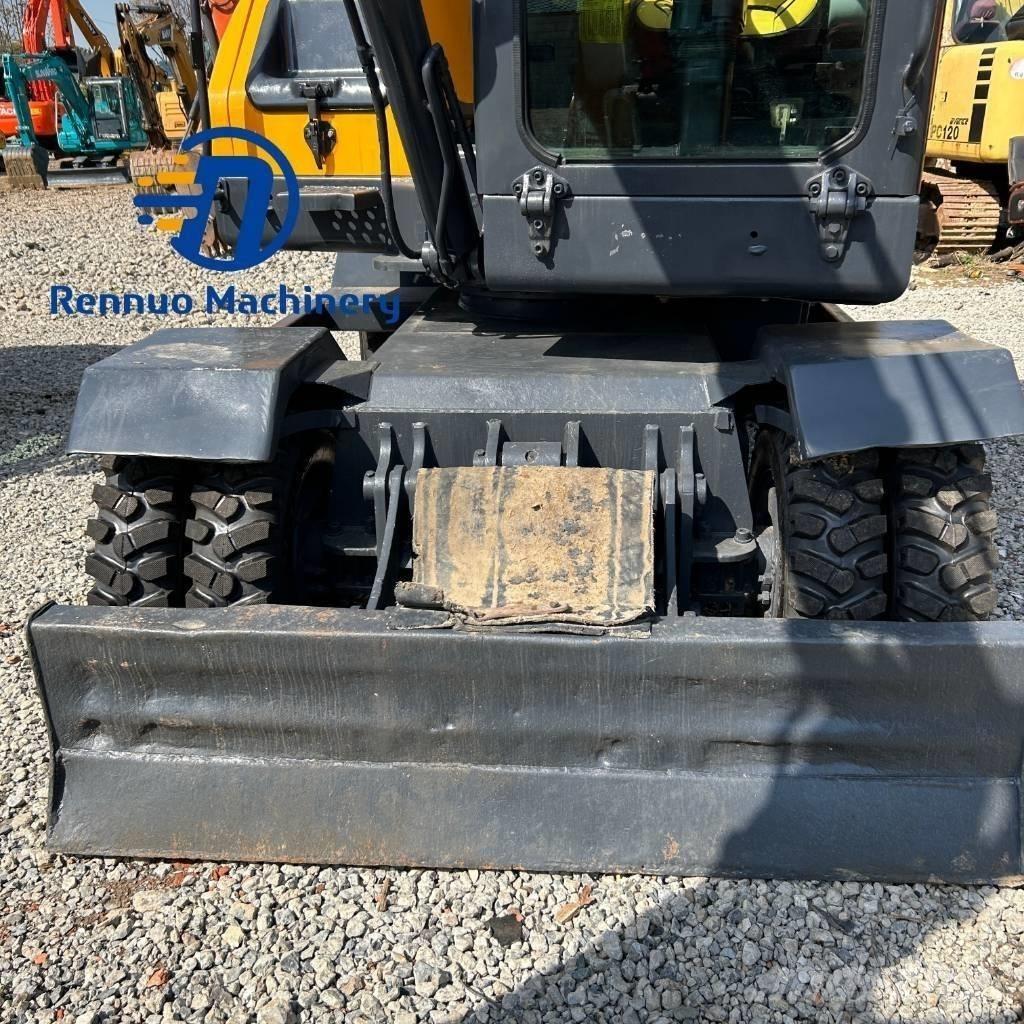 Xinyuan C75W Wheeled excavators