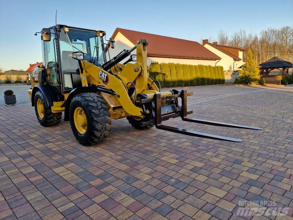 CAT 906 M Wheel loaders