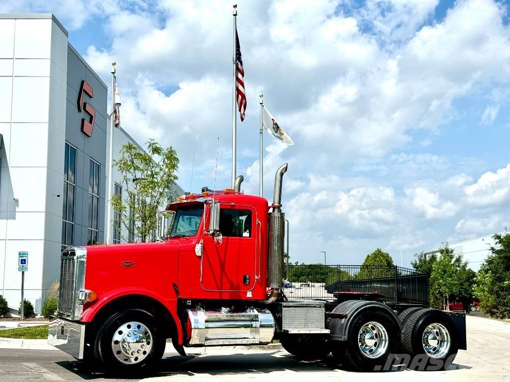 Peterbilt 378 Prime Movers