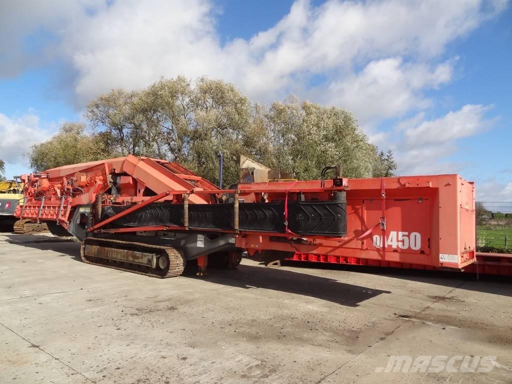 Sandvik QA 450 Mobile screeners