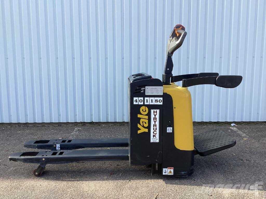 Yale MP20XUX Self propelled stackers