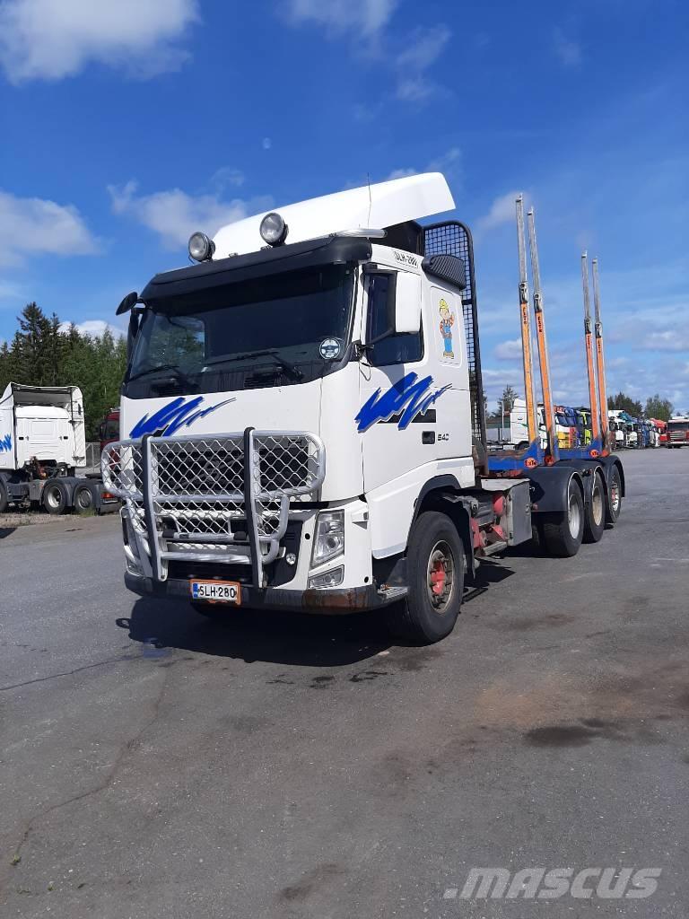 Volvo FH 13 Timber trucks