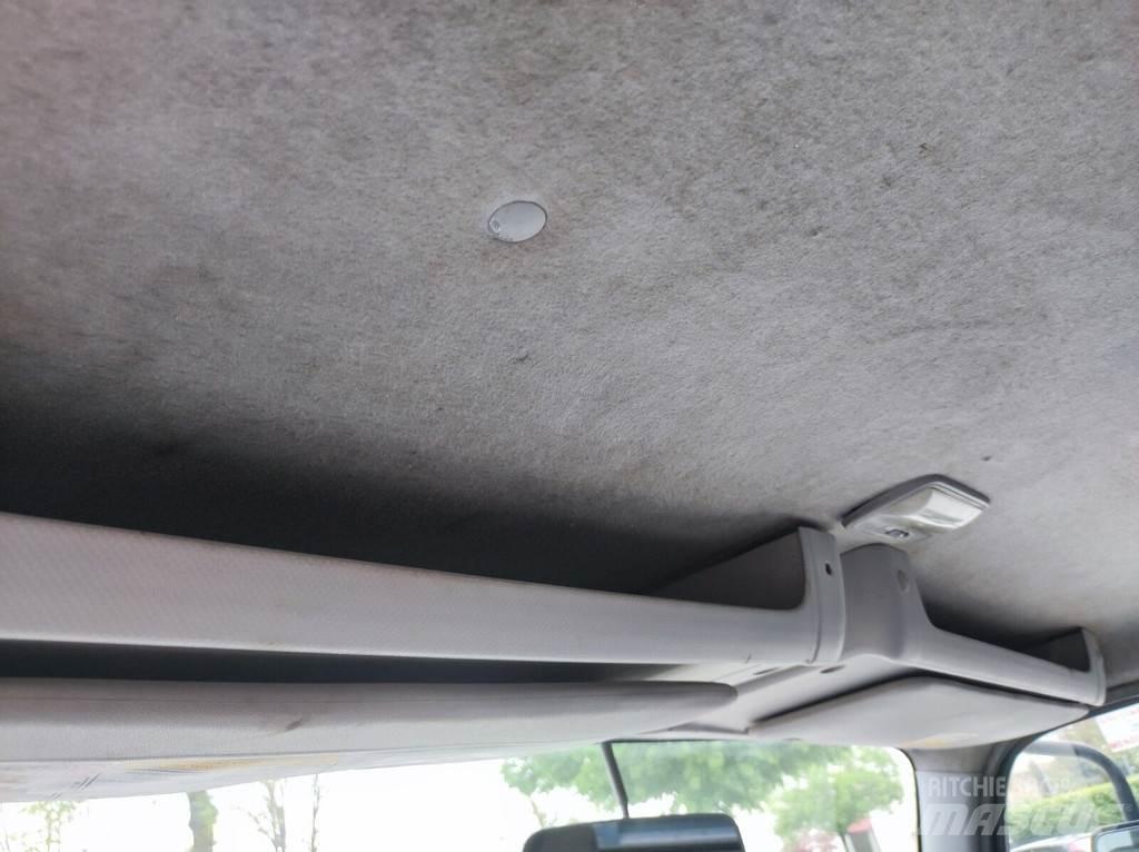 Isuzu 1815 mm Cabins and interior