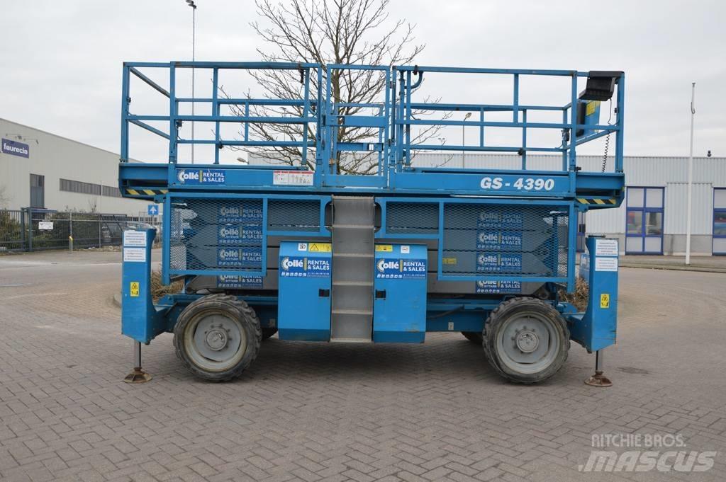 Genie GS4390RT Scissor lifts
