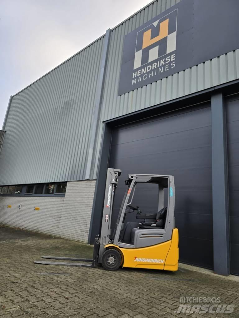 Jungheinrich EFG213 Electric forklift trucks