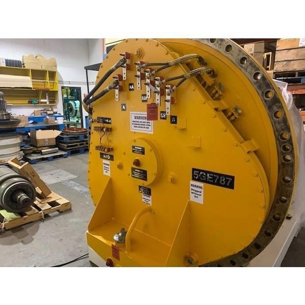 Komatsu 830 E Articulated Haulers