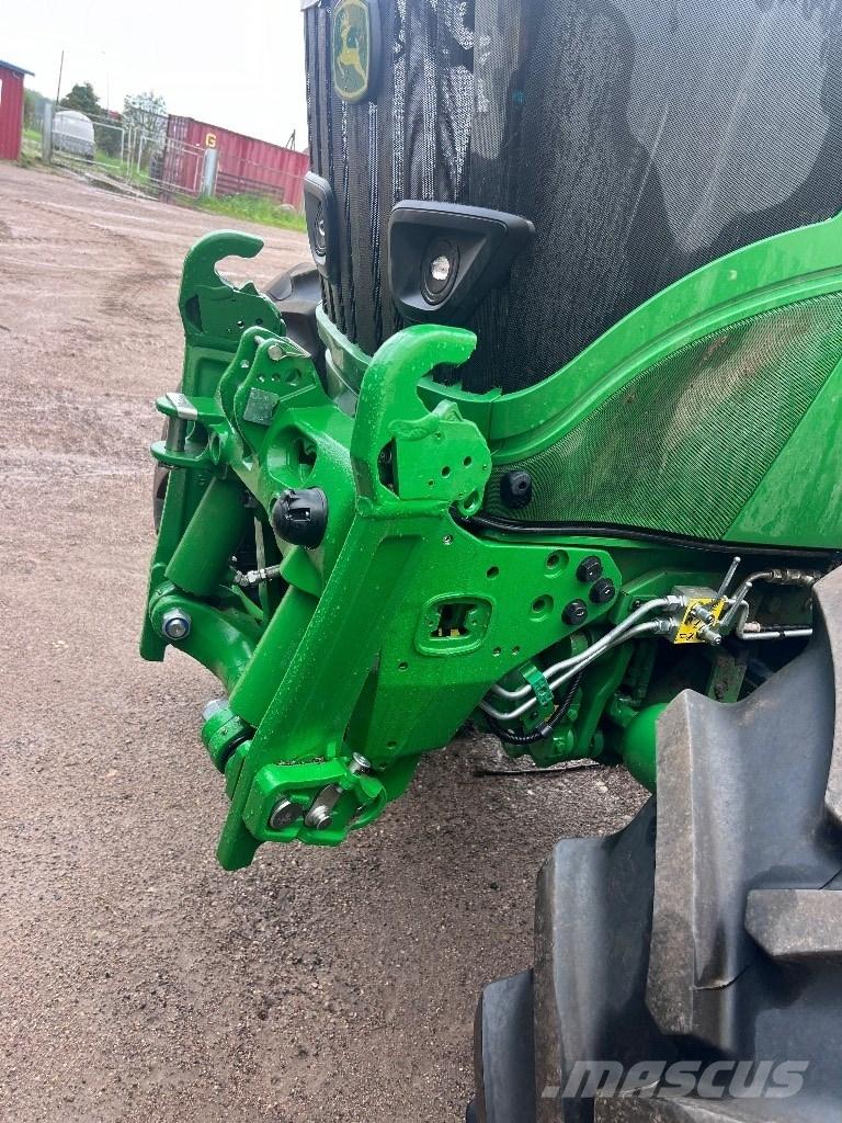 John Deere 6175 M Tractors