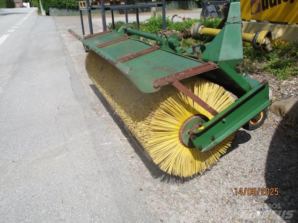 Thyregod TK 2300 Other road and snow machines