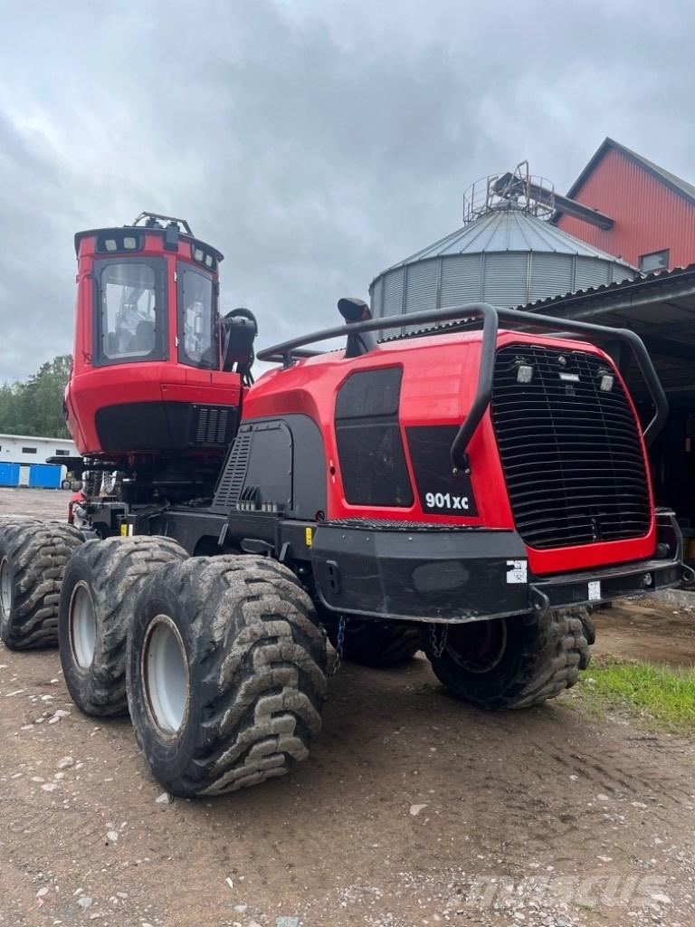 Komatsu 901 XC Harvesters