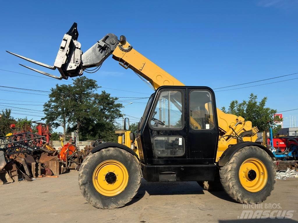 CAT TH 62 Telehandlers