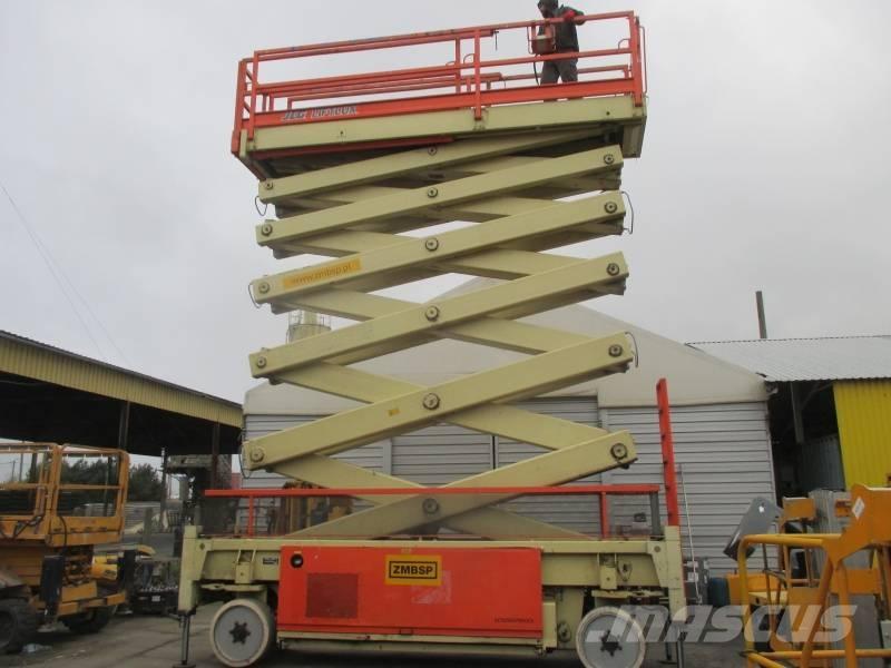 JLG Liftlux 245-12 Scissor lifts