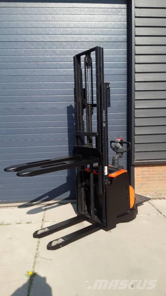 BT SWE 120 Self propelled stackers