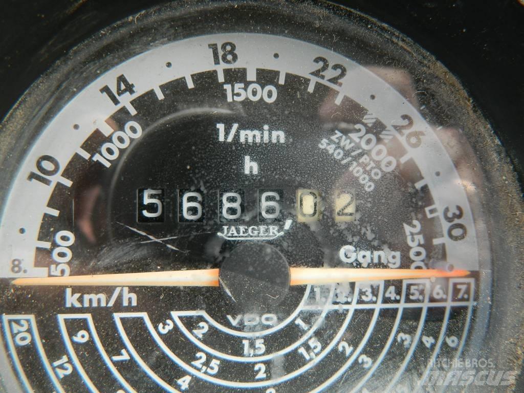International 956 XL Tractors