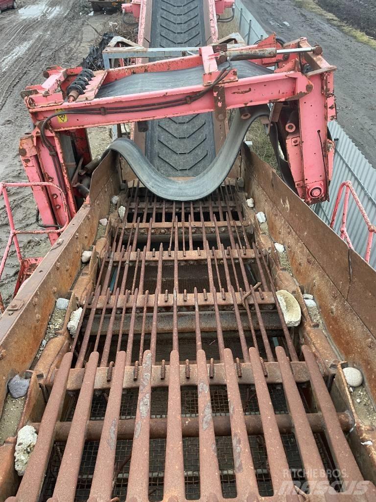 Terex Finlay 883 Screeners