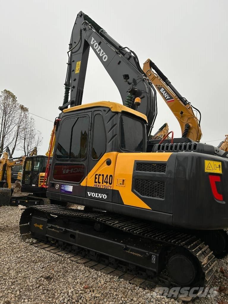 Volvo 140 Crawler excavators