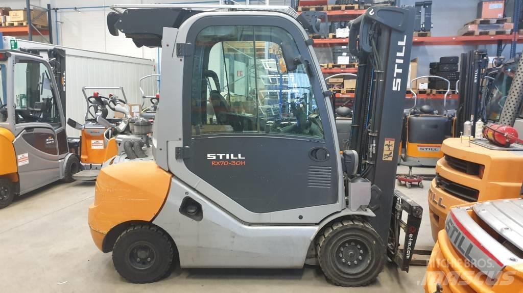 Still RX70-30H Diesel trucks
