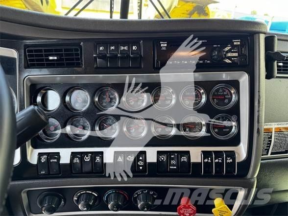 Kenworth W900 Prime Movers