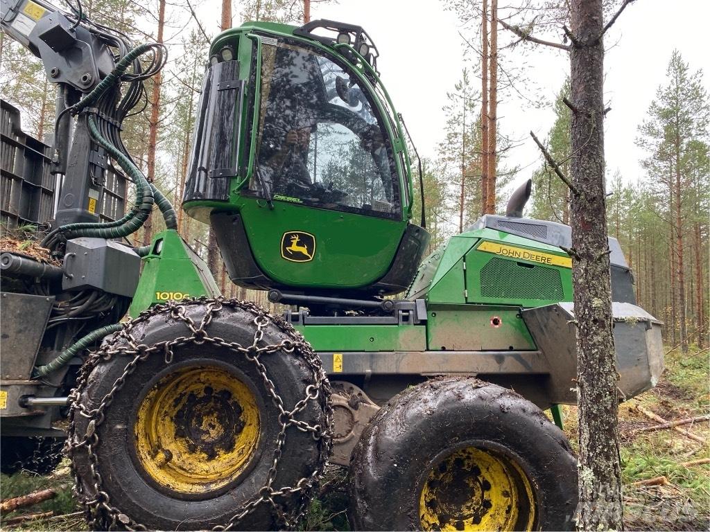 John Deere 1010G Forwarders