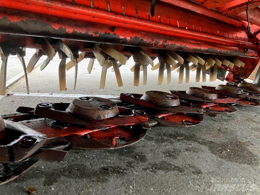 Kuhn FC 313 FF Mower-conditioners