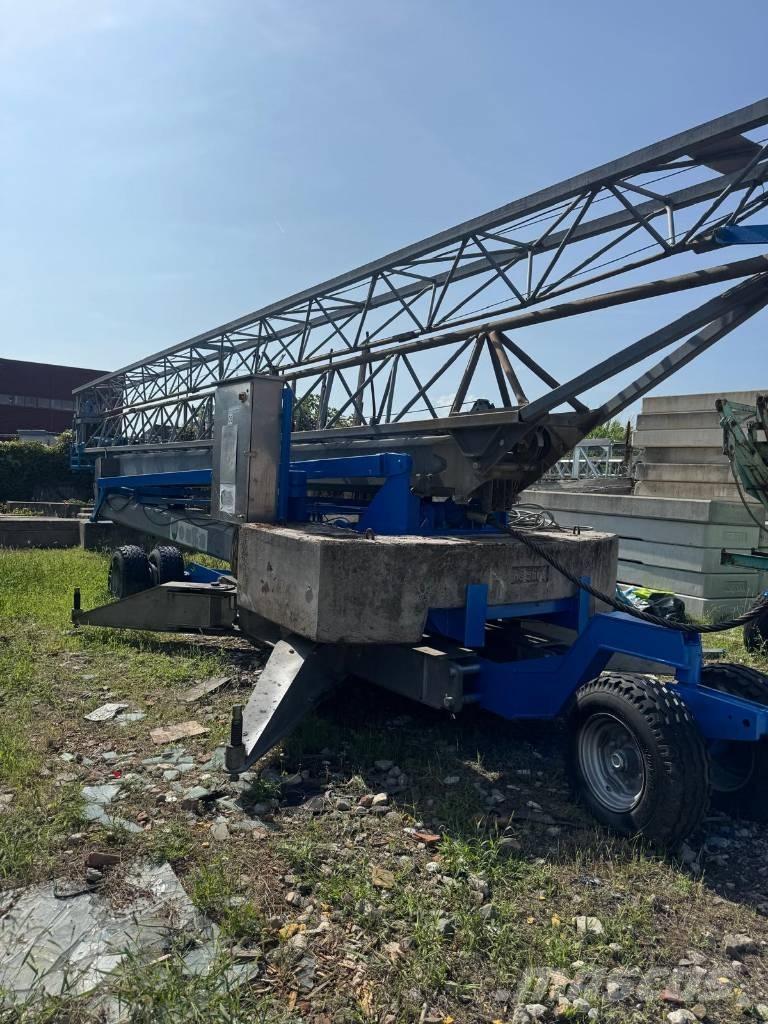 Fari FH 25.01 Self-erecting cranes