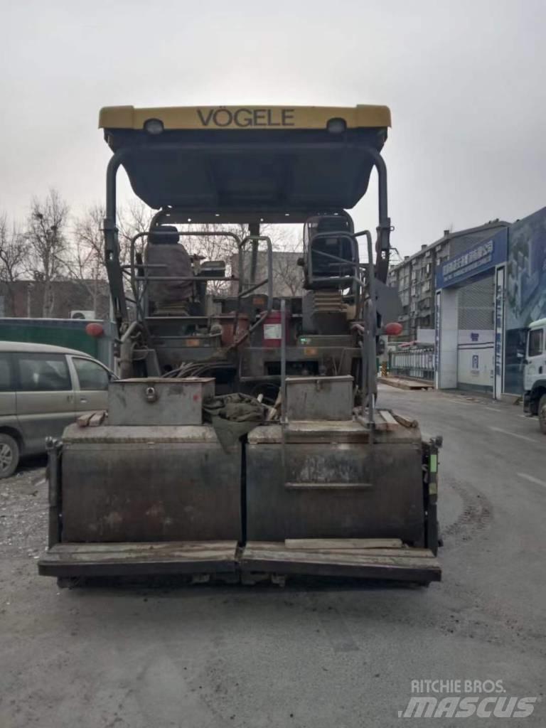 Vögele 1880-2l Asphalt pavers
