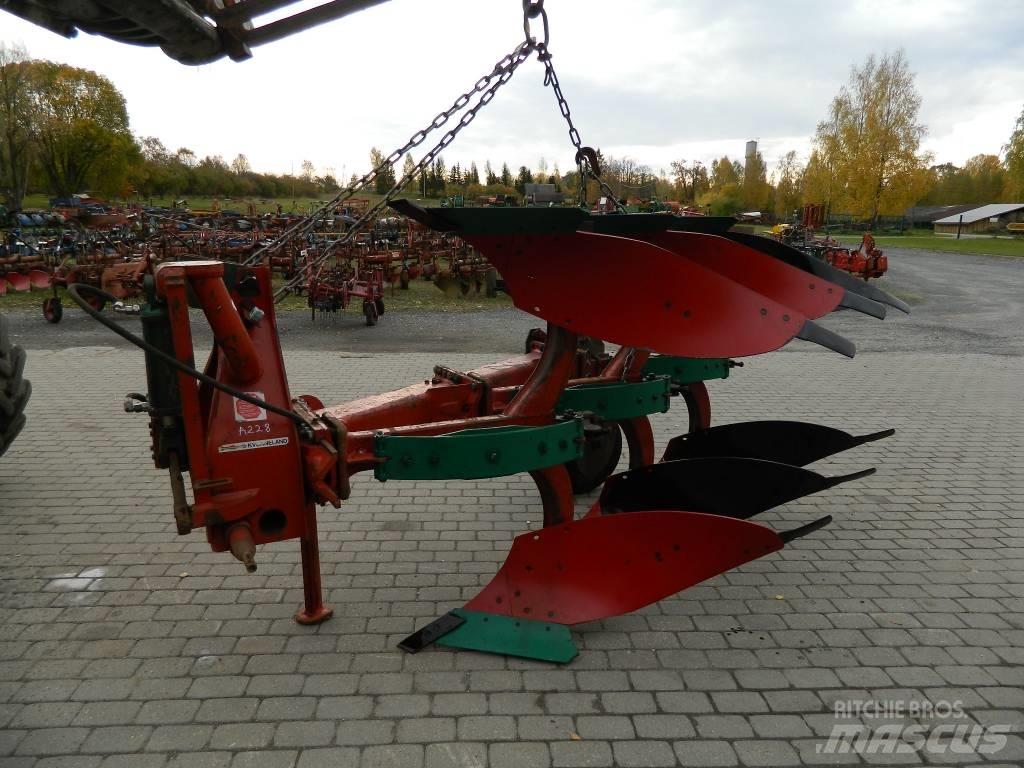 Kverneland 3 Reversible ploughs