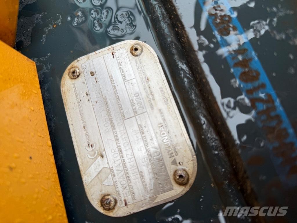 Hyundai 80 cr-9 Mini excavators  7t - 12t