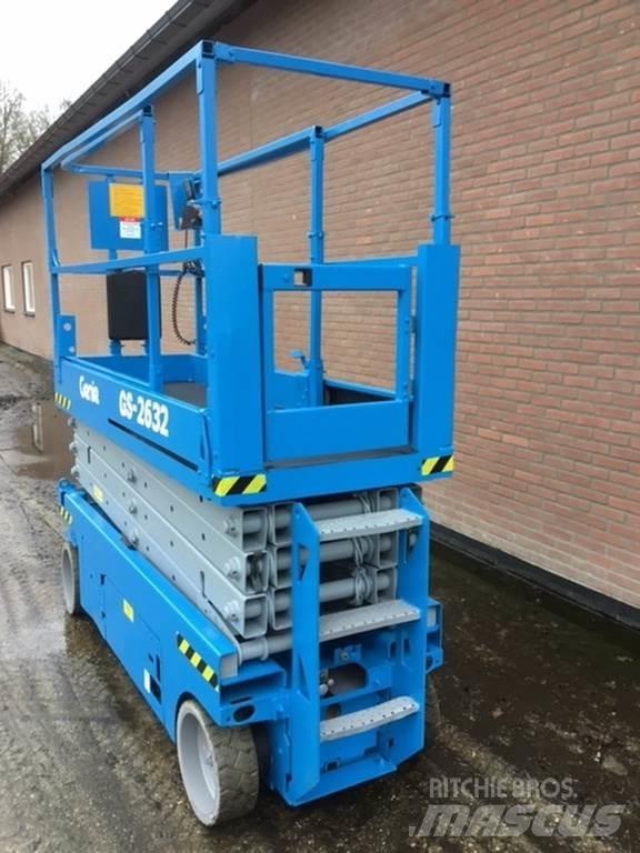 Genie GS2632 Scissor lifts