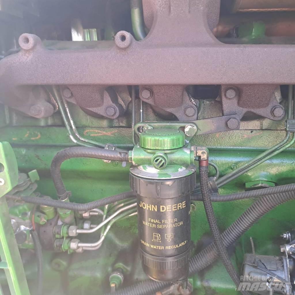 John Deere 6900 Tractors