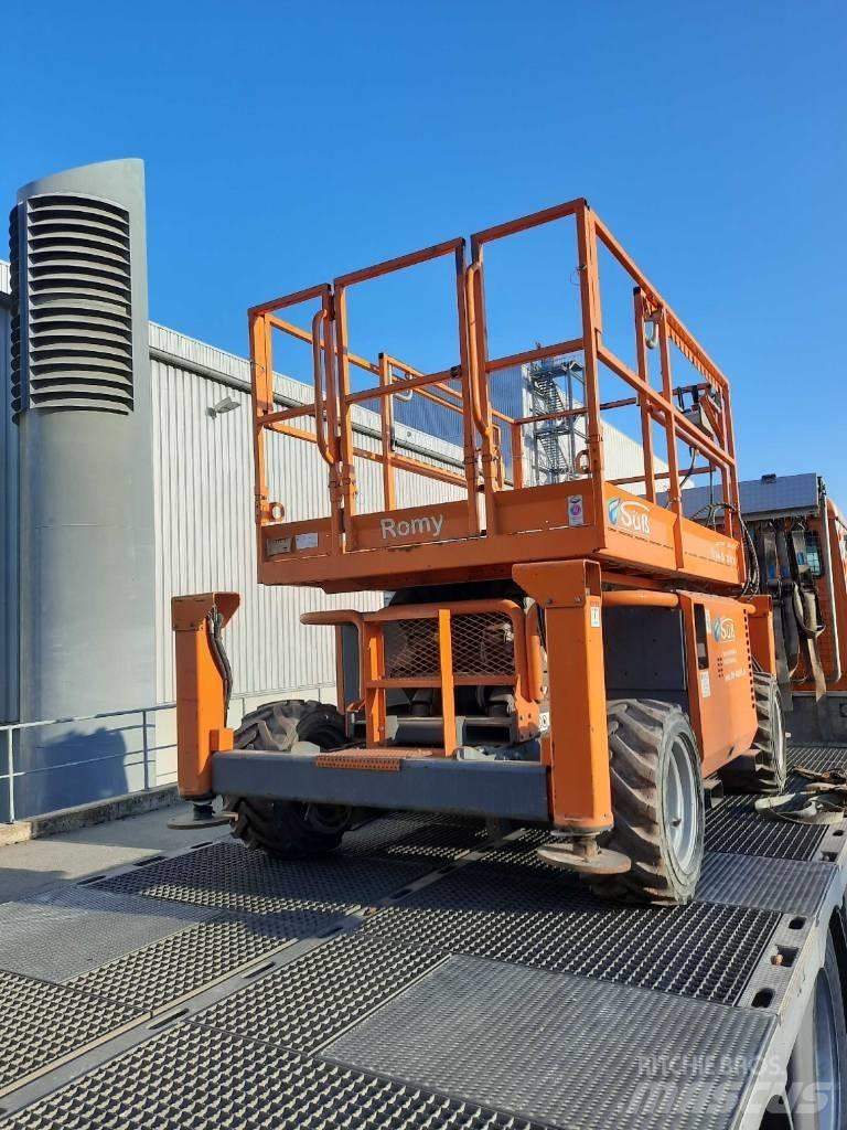 SkyJack SJ 6826 RT Scissor lifts