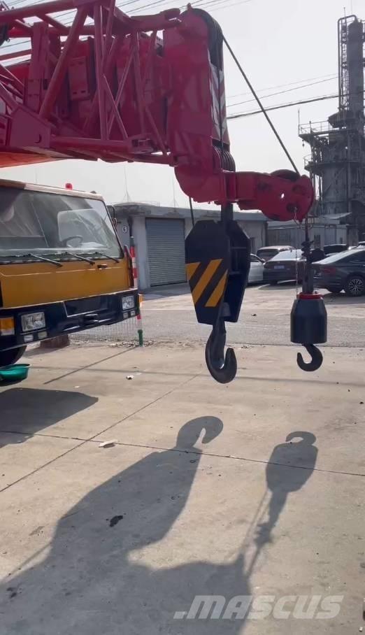 Sany 1000s All terrain cranes