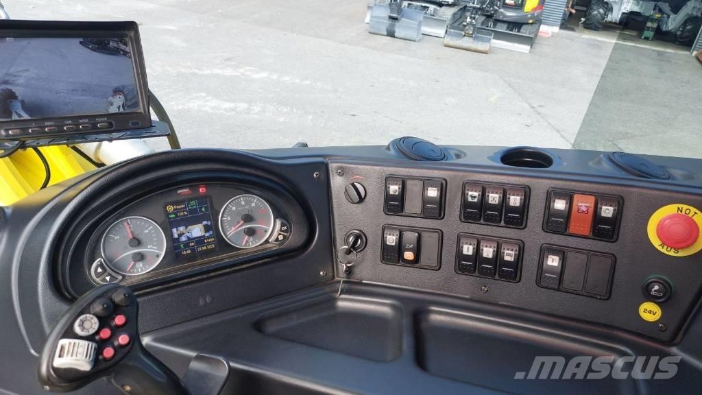 Menzi Muck M520 Wheeled excavators