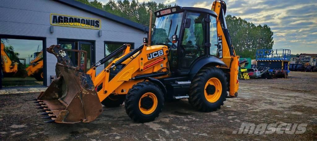 JCB 3 CX Backhoe