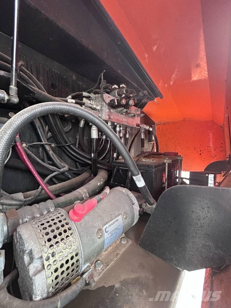 JLG 1500 SJ Telescopic boom lifts