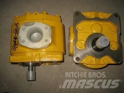 Komatsu D155 Transmission