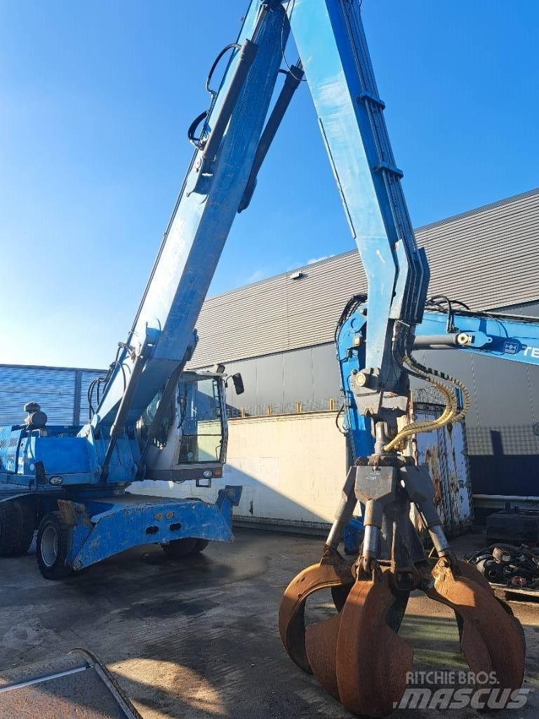 Fuchs MHL340D Waste / industry handlers