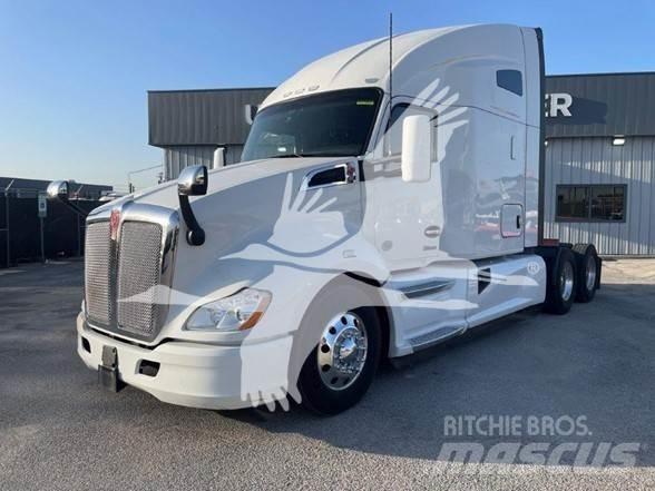 Kenworth T680 Prime Movers