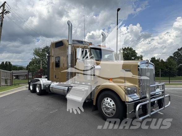 Kenworth W900 Prime Movers