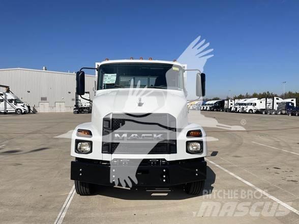 Mack MD6 Other