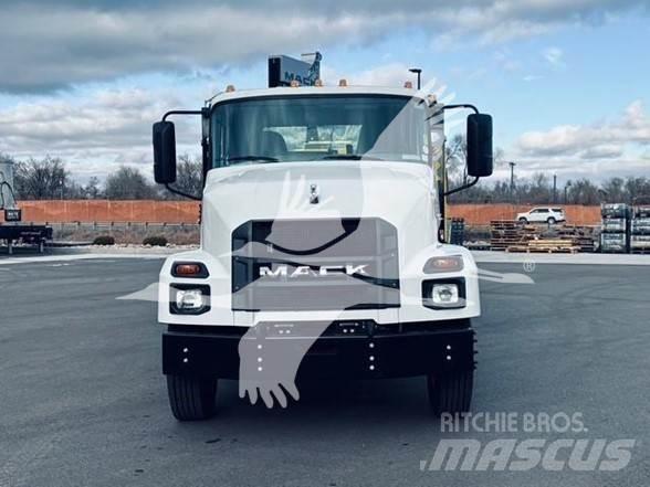 Mack MD6 Other