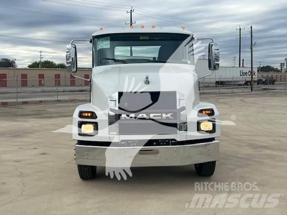Mack MD6 Other