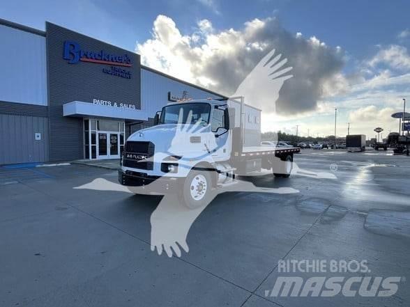 Mack MD6 Other