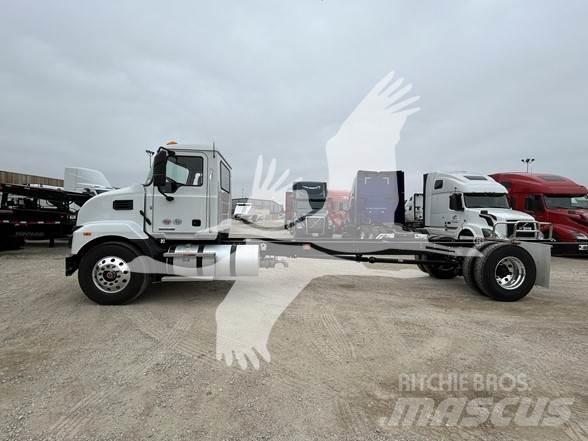 Mack MD6 Chassis Cab trucks