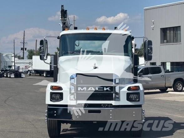 Mack MD6 Other